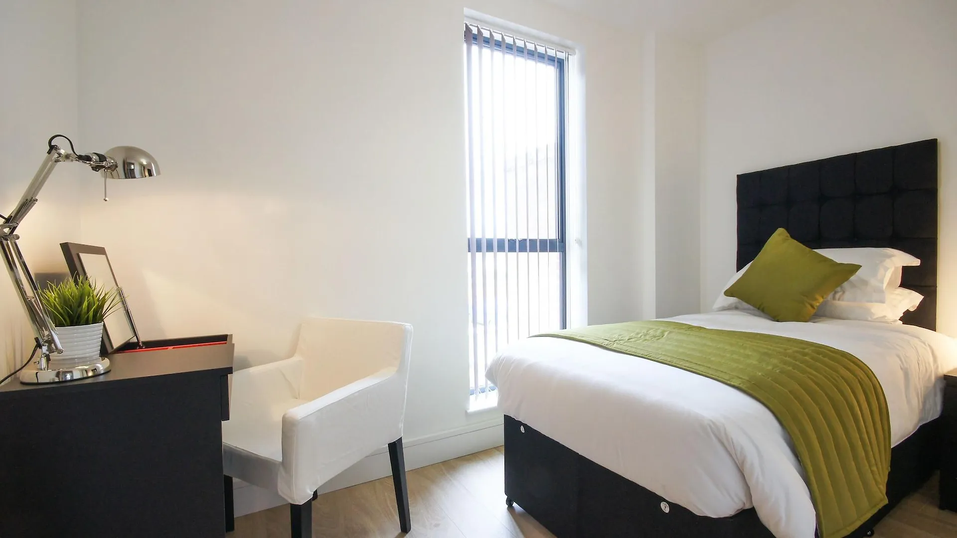 Andora Apartments London